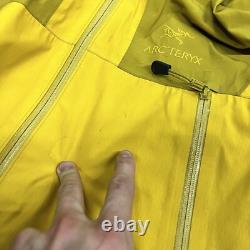 2007 ARC'TERYX BETA AR GORE-TEX Jacket Hooded Tequila Yellow Size M