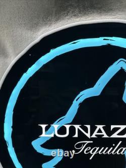 Awesome Lunazul Tequila Light Up Led Sign Man Cave Bar Bright Wolf Howling