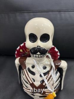 AzulejoS Anejo Tequila Pottery Skeleton Decanter SKELLY Empty Red Sombrero