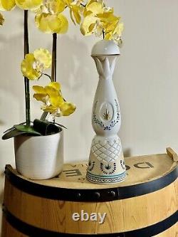 CLASE AZUL ANEJO Tequila Hand Painted / Signed /Empty/Extremely Rare Bottle
