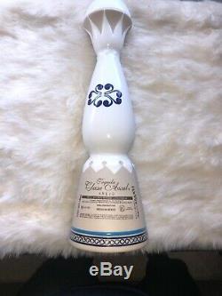 CLASE AZUL EMPTY BOTTLE TEQUILA ANEJO LIMITED EDITION AND SIGNED. 750 ML Bottle