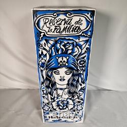 Cuervo Tequila Reserva De La Familia 2011 Collector Box Dr Lacra Tattoo 2.5L Big