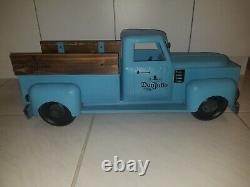 DON JULIO TEQUILA 1942 MANCAVE DISPLAY DECOR 2 FT LONG BLUE PICKUP TRUCK Bar