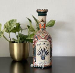 DOS ARTES Tequila Extra Añejo Hand Painted Ceramic 1L Bottle EMPTY