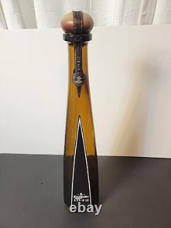 Don Julio 1942 Añejo Tequila SE MAGNUM 1.75 L With Cork, Empty Bottle Luminous