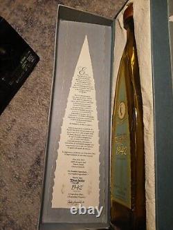 Don Julio 1942 Blue Label Tequila Anejo 750ml De Agave Empty Bottle w Coffin Box