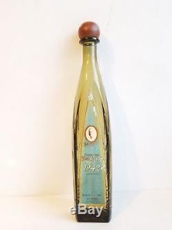 Don Julio Rare 1942 Tequila Anejo Wooden Green Cedar Box Coffin with Bottle