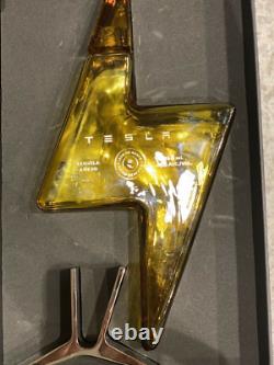 EMPTY TESLA TEQUILA BOTTLE + STAND + BOX LIMITED IN HAND FAST SHIP Elon Musk