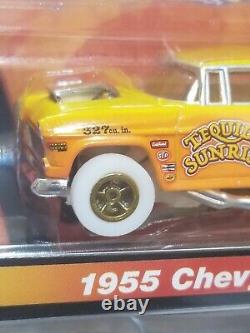 EXCLUSIVE Autoworld Xtraction Ultra G TEQUILA SUNRISE'55 Chevy Bel Air Slot