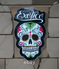 EXOTICO TEQUILA LED SKULL SIGN 23 X 14 Untested