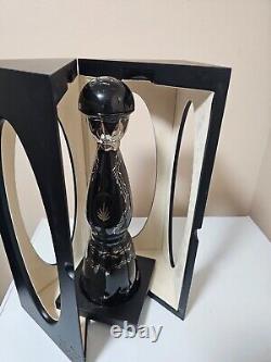 Empty Clase Azul Ultra Ultral Top Shelf Tequila Bottle Black 750 ML WITH Box