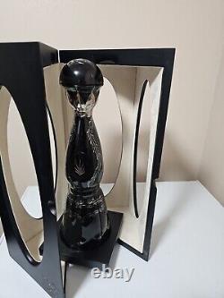Empty Clase Azul Ultra Ultral Top Shelf Tequila Bottle Black 750 ML WITH Box