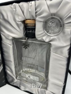 Familia Partida Elegante Tequila Extra Anejo Decanter Bottle & Box With Necklace
