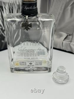 Familia Partida Elegante Tequila Extra Anejo Decanter Bottle & Box With Necklace