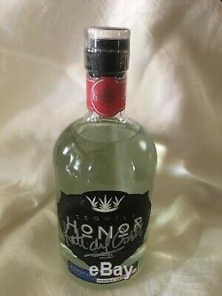 Honor Tequila signed/autografiada Kate Del Castillo, New, Redencion Reposado Claro