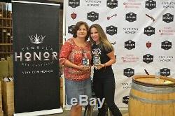 Honor Tequila signed/autografiada Kate Del Castillo, New, Redencion Reposado Claro