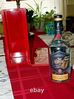 Jose Cuervo Reserva Da La Familia Tequila Box & empty Bottle CORK TOP to Refill