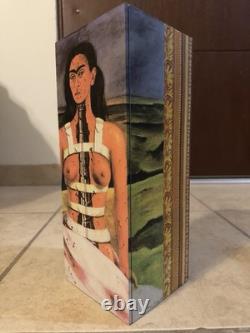 José Cuervo Reserva De La Familia Frida Kahlo Box Museo Dolores Olmedo Tequila