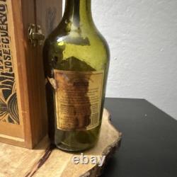 Jose Cuervo Reserva De La Familia Tequila Wood box 1995 Original empty Bottle