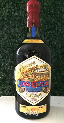 Jose Cuervo Reserva De La Familia collectible UNOPENED Tequila Marco Arce 2009