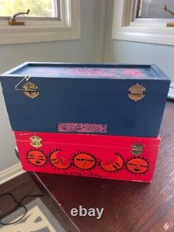 Jose Cuervo Tequila Reserva De Familia Coleggion Boxes 1996/97 Artemio Rodriguez