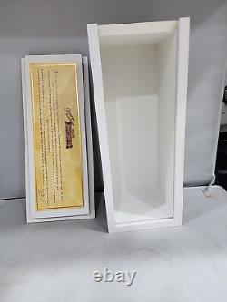 Jose Cuervo Tequila Reserva De La Familia Box Sergio Hernandez 2006 Rare BoxOnly