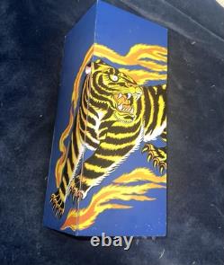 Jose Cuervo Tequila Reserva de La Familia BOX Dr. Lakra 2011 RARE