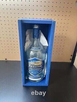 Jose Cuervo Tequila Reserva de La Familia Empty Bottle with BOX Clean Very Rare