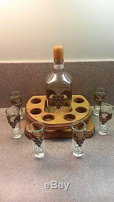 Mexican Jalisco Barware Tequila Decanter 6 Shot Glass Set Wood Base