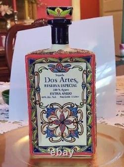 Mint! Empty DOS ARTES Reserva Especial Extra Tequila Hand Painted Ceramic Bottle