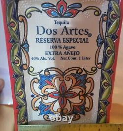 Mint! Empty DOS ARTES Reserva Especial Extra Tequila Hand Painted Ceramic Bottle