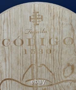 RARE George Straight Codigo 1530 Tequila 19 Wide Solid Whiskey/Wine Barrel Top