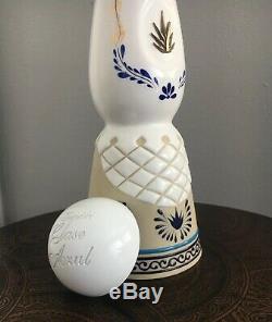 Rare Tequila Clase Azul Anejo Ceramic Hand Painted, Signed Bottle 750ml Mexico