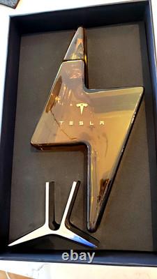 TESLA TEQUILA LIMITED EDITION EMPTY DECANTER (x2) ELON RARE COLLECTIBLE + BONUS