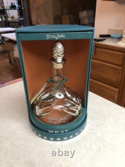 Tequila Añejo Don Julio Real Empty Bottle with Rotating Case
