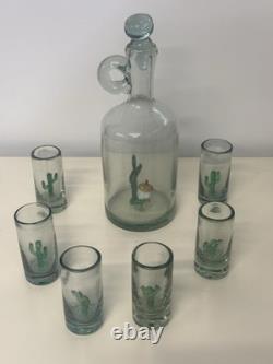 Tequila Decanter and Six Shot Glasses Cactus Inside Hand Blown. VS-3