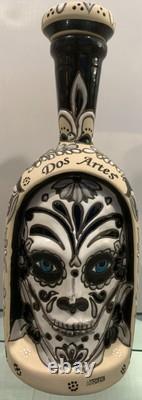 Tequila Dos Artes Extra Anejo limited Edition Dia De Muertos Empty Bottle 2019
