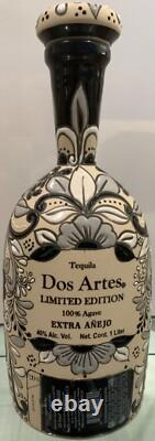 Tequila Dos Artes Extra Anejo limited Edition Dia De Muertos Empty Bottle 2019
