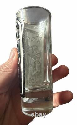 Vintage Reserva Especial Tequila Gun Bottle Shot Glasses Wood Treasure Chest Set
