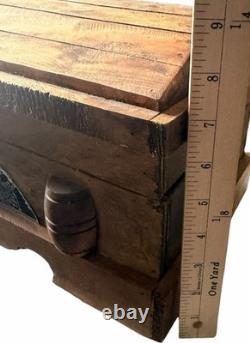 Vintage Reserva Especial Tequila Gun Bottle Shot Glasses Wood Treasure Chest Set